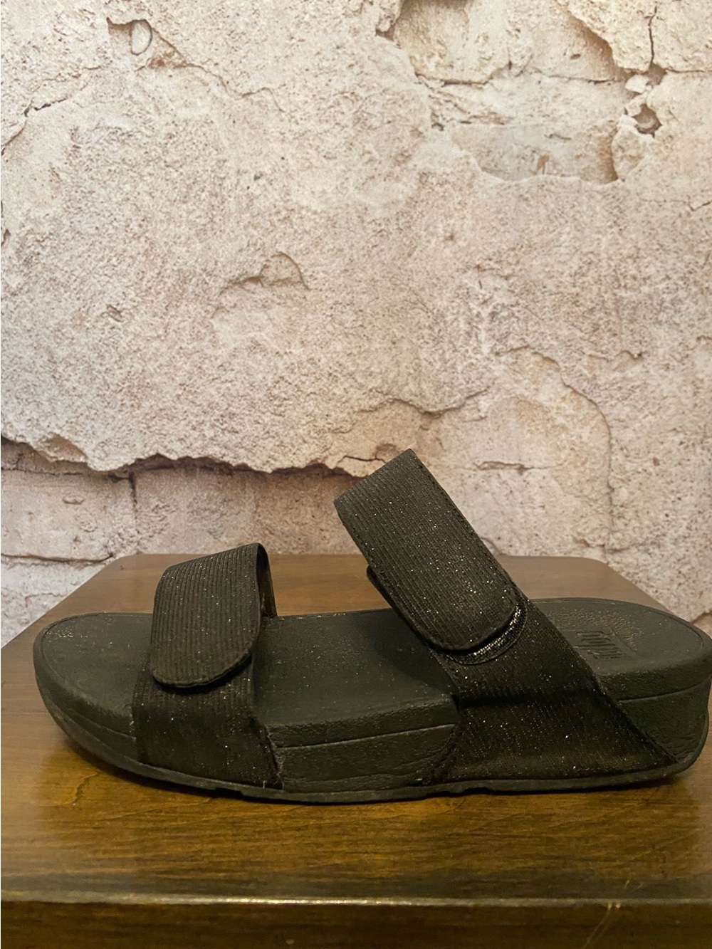 Fitflop Black Sparkle Velcro Slides